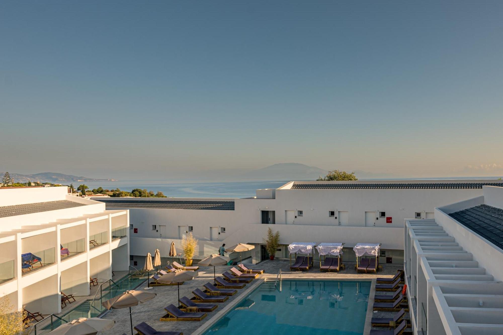 Mirage Bleu Hotel تراغاكي المظهر الخارجي الصورة