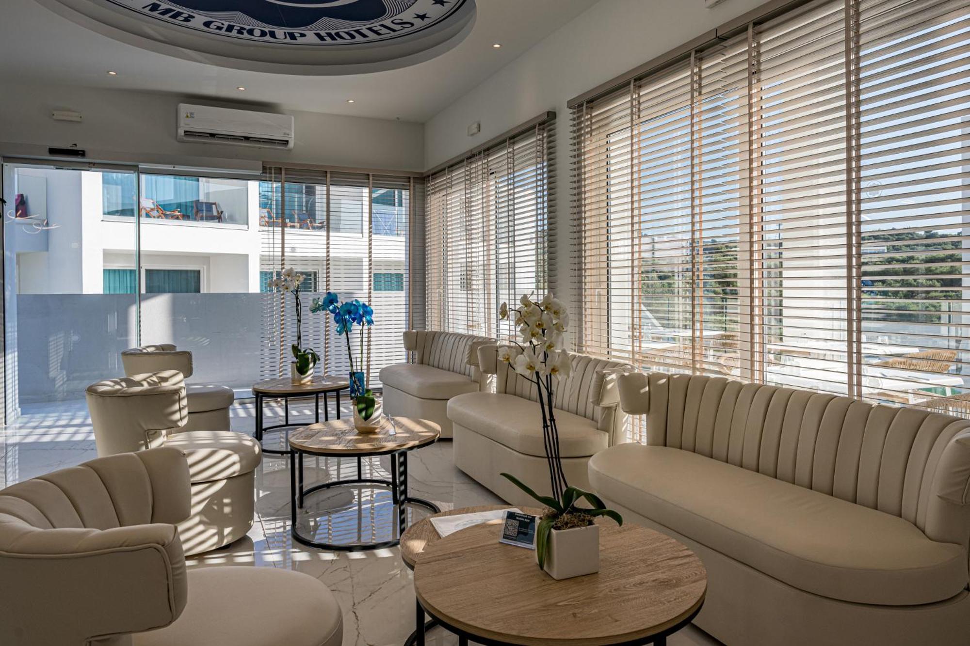 Mirage Bleu Hotel تراغاكي المظهر الخارجي الصورة