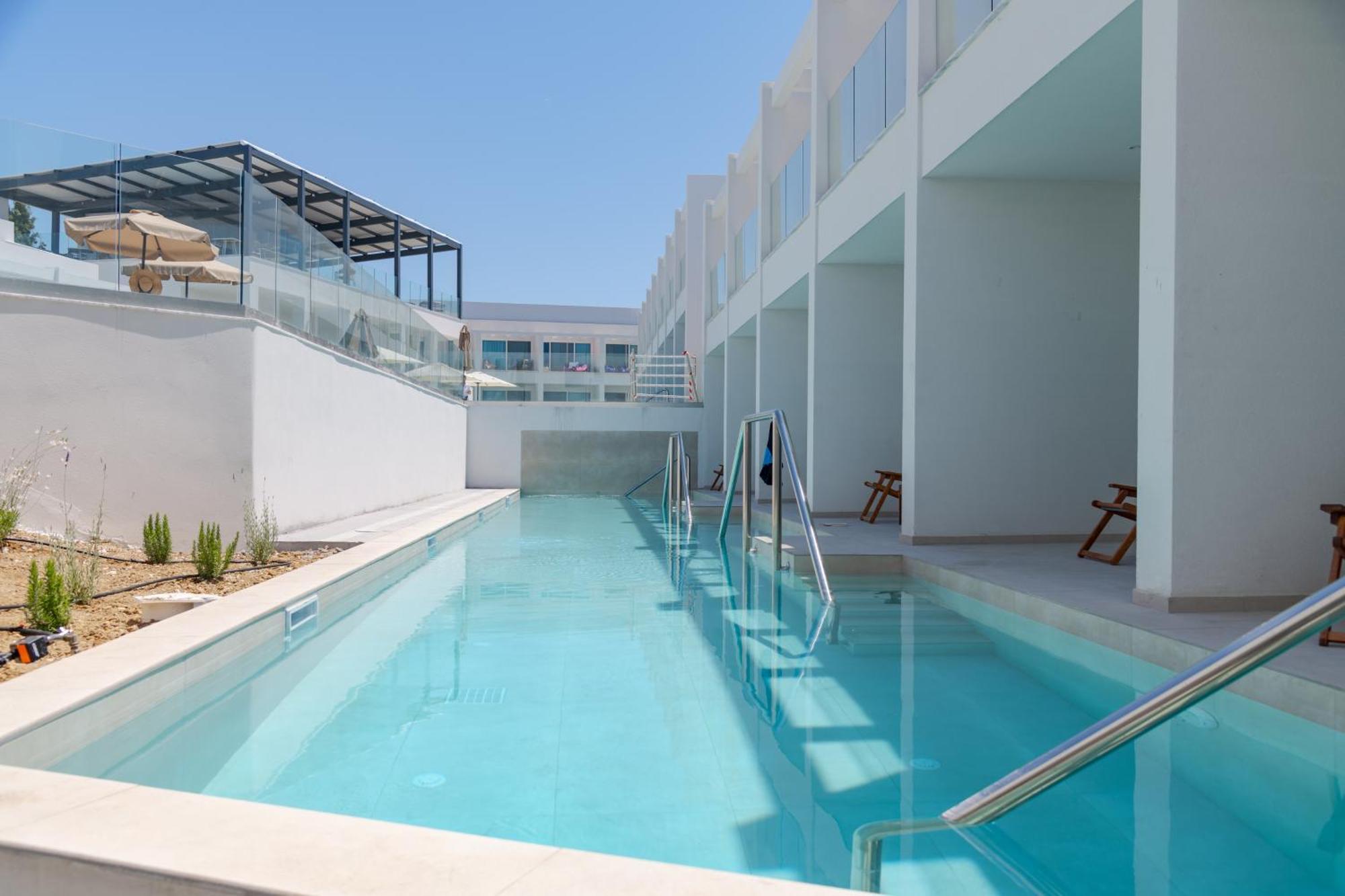 Mirage Bleu Hotel تراغاكي المظهر الخارجي الصورة