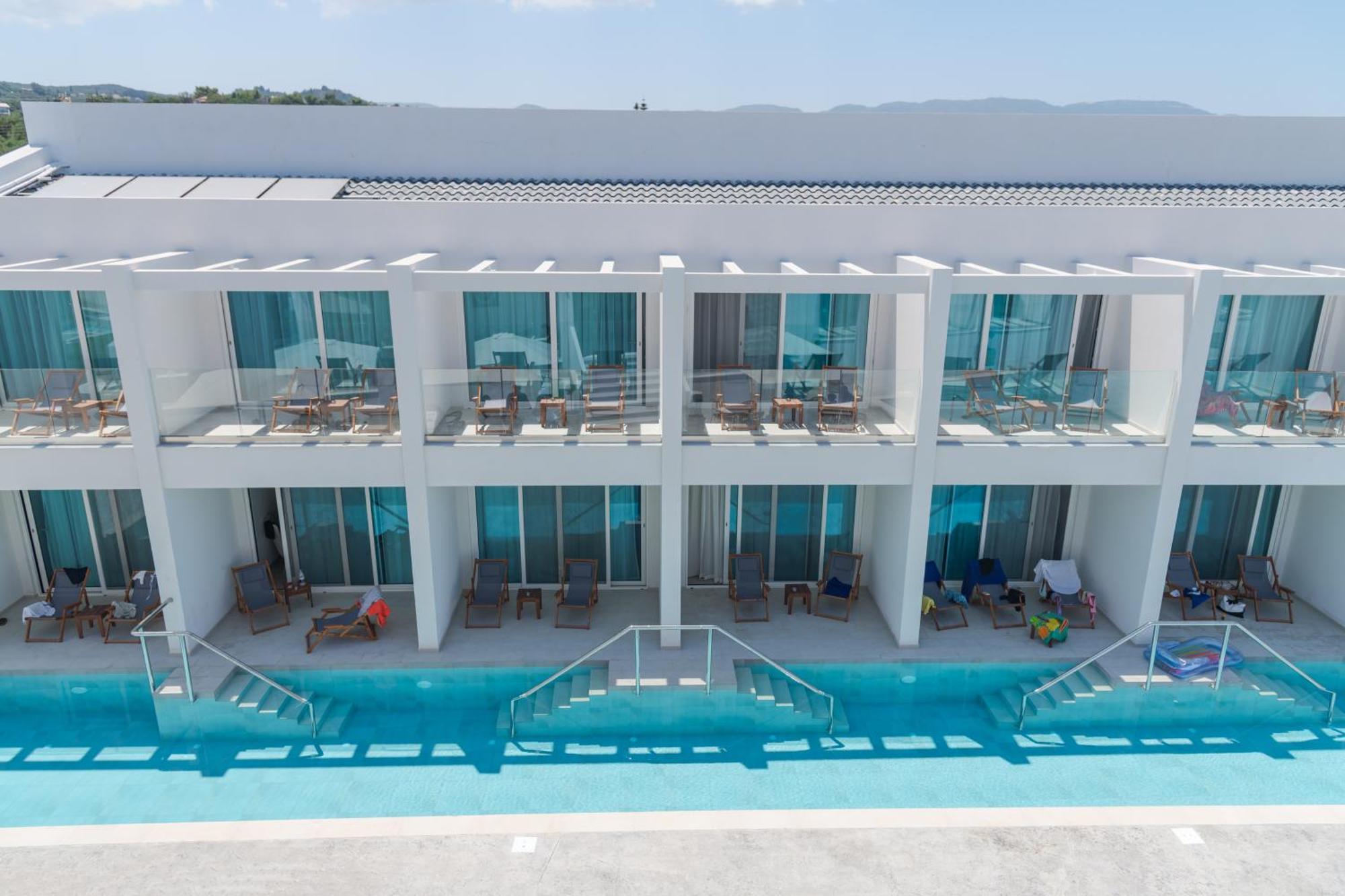 Mirage Bleu Hotel تراغاكي المظهر الخارجي الصورة